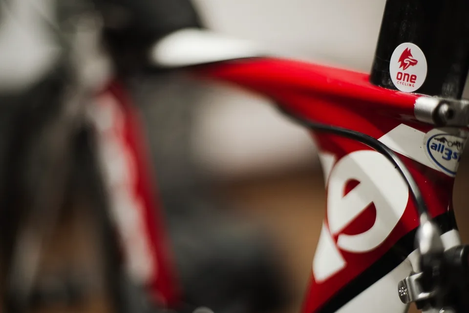 Detalle del triángulo principal de un cuadro de bicicleta de ruta